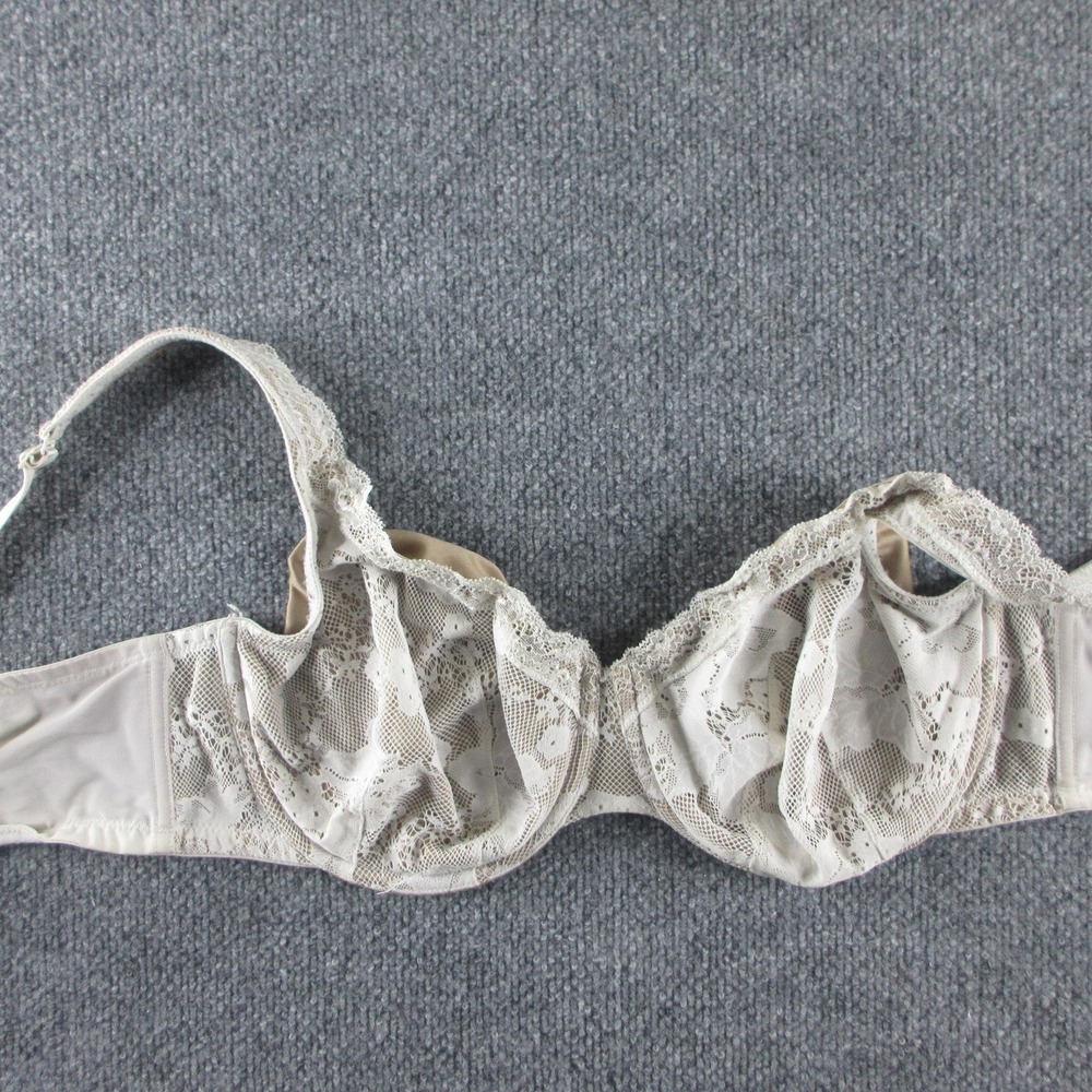 Cacique T-Shirt Bra Womens 44C Beige Lace Full Coverage Underwire Lined Everyday